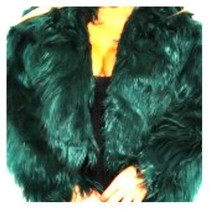 Forest green long sleeve faux fur jacket